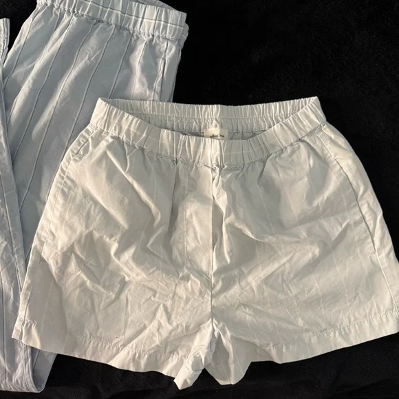 Aritzia Pyjama Set - Picture 4 of 7